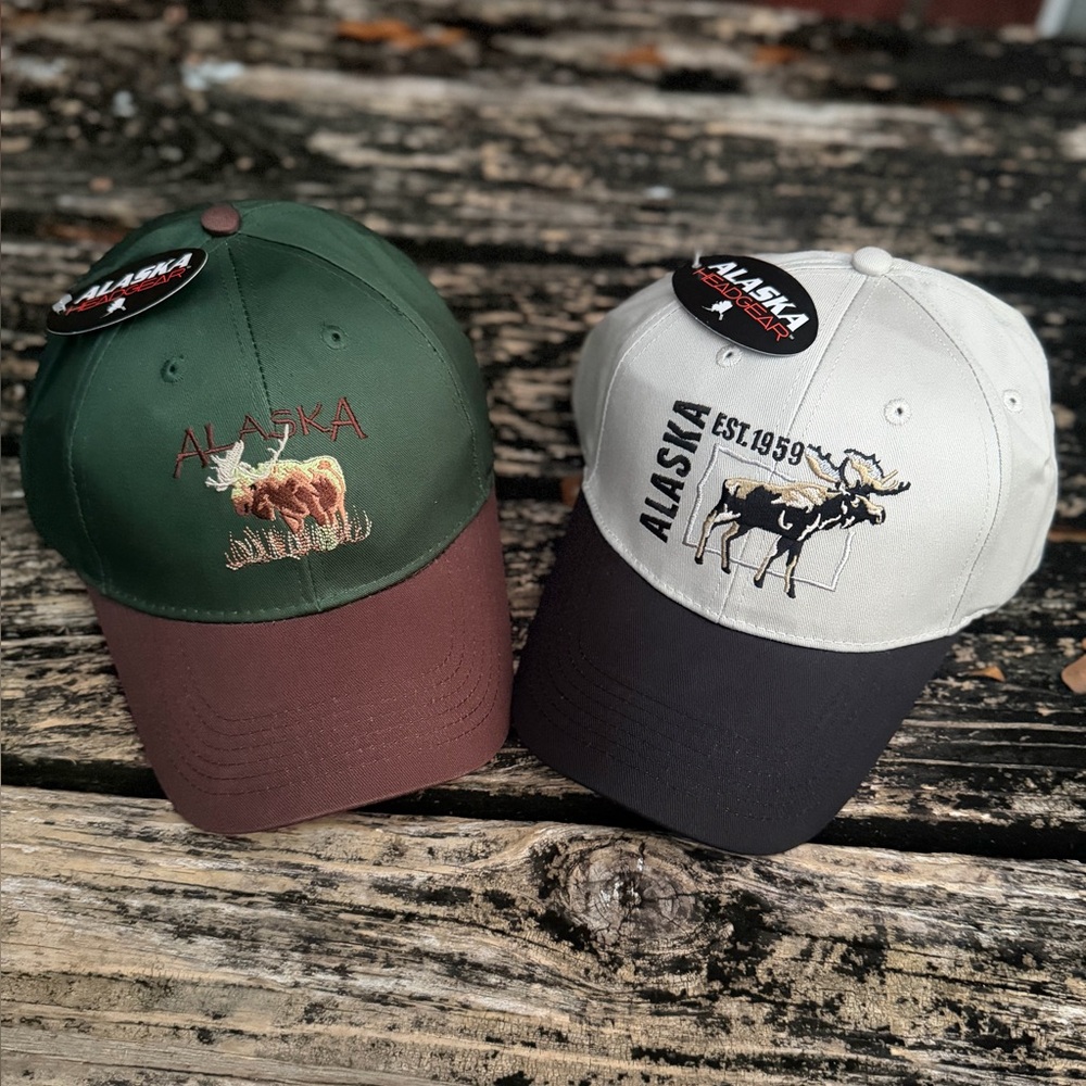 NWT Arctic Circle Alaska HeadGear Adjustable Embroidered Alaska Moose Hats  T1